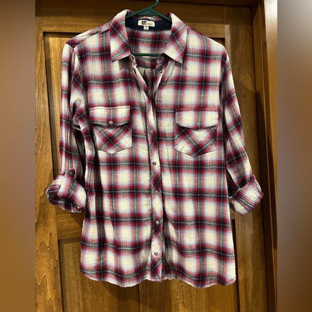 Snap button, size M, Kut from the kloth, plaid shirt
